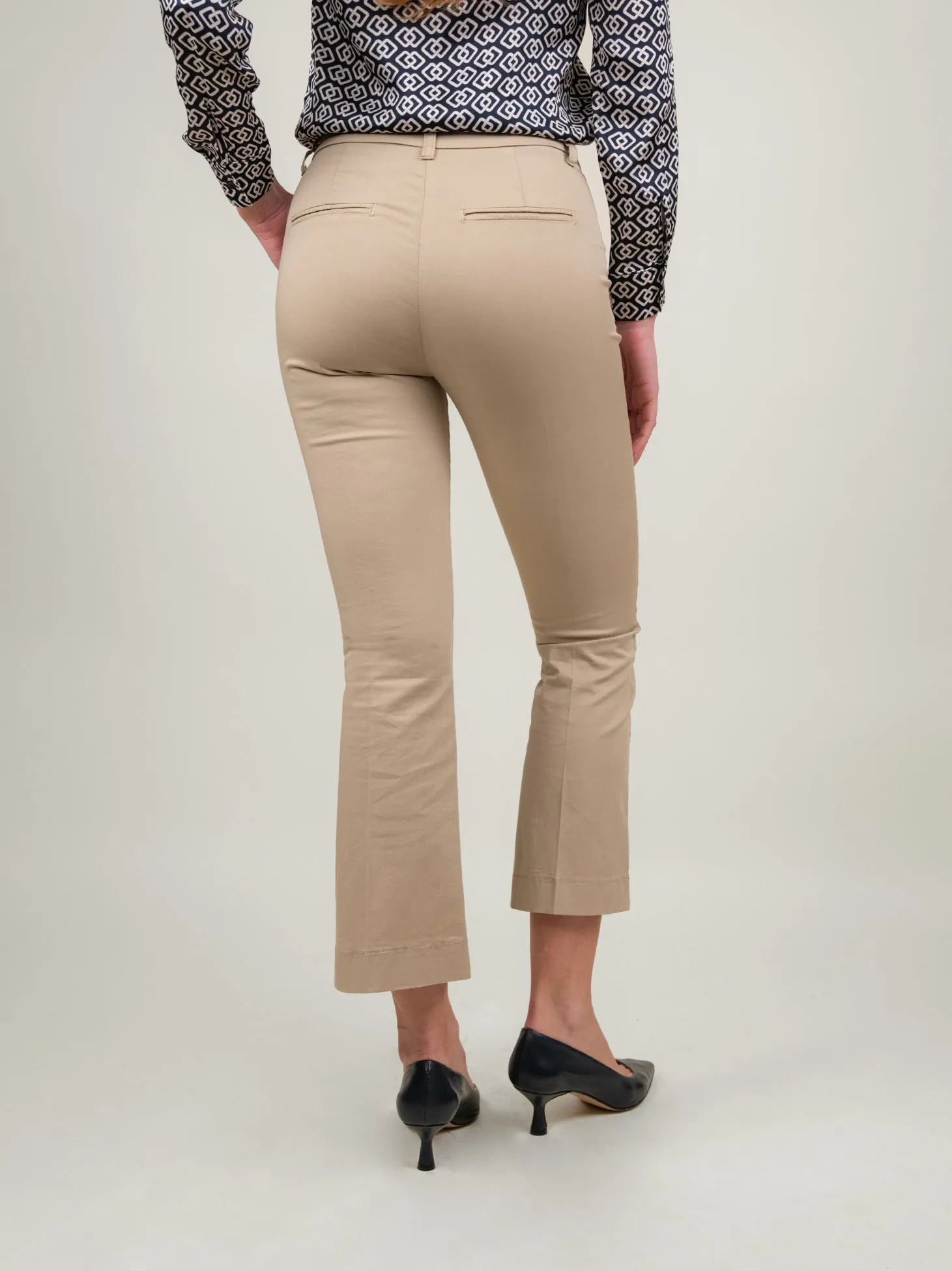 PANTALONE A TROMBETTA IN COTONE BEIGE