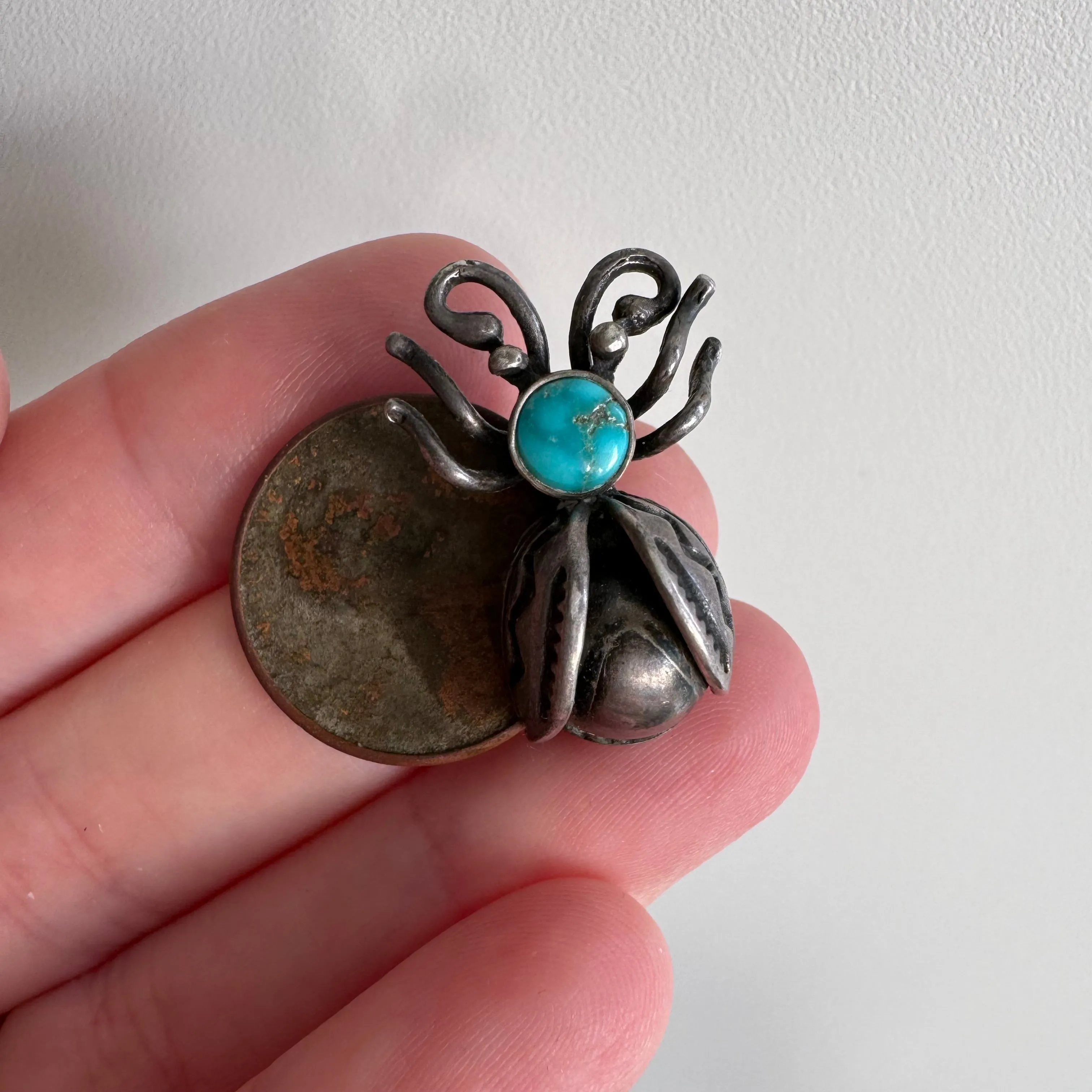 V I N T A G E // sweetest bug / sterling silver and turquoise Navajo insect / a pin